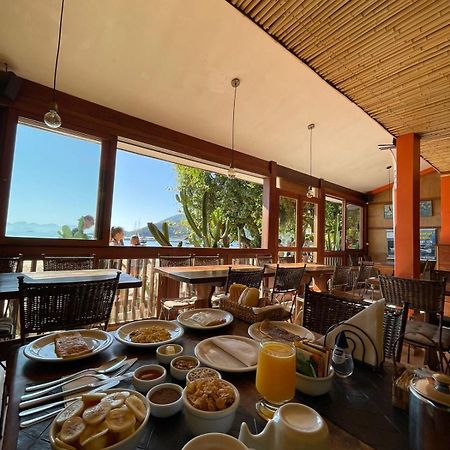 Pousada E Restaurante O Pescador Vila do Abraao Luaran gambar