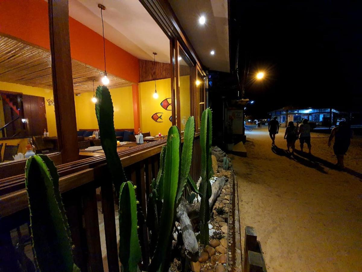 Pousada E Restaurante O Pescador Vila do Abraao Luaran gambar