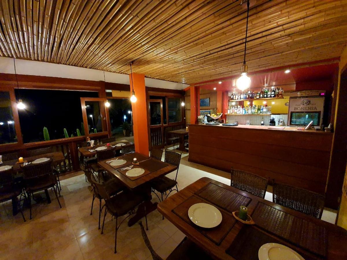 Pousada E Restaurante O Pescador Vila do Abraao Luaran gambar